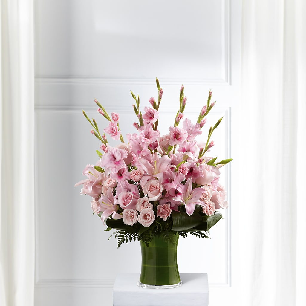 Lovely Tribute Bouquet – Militaryflorist.com, Tontitown AR