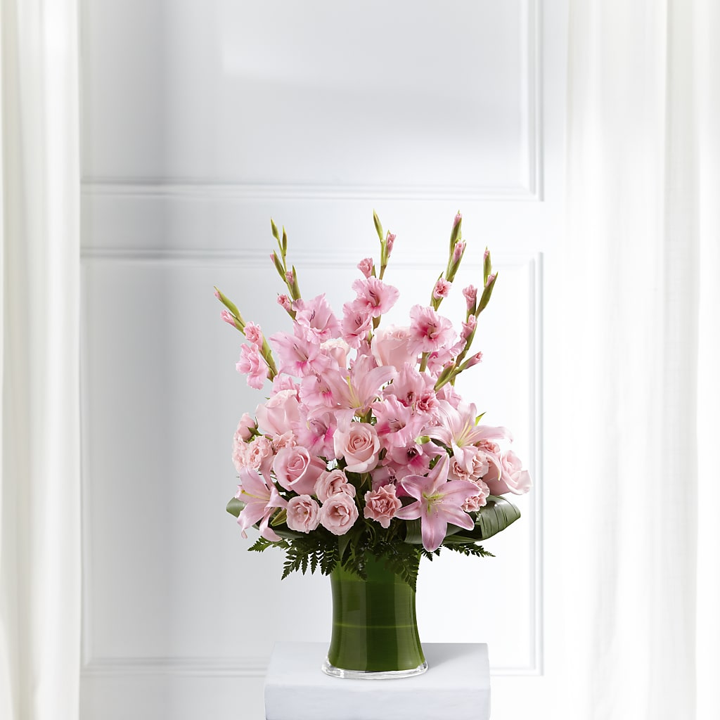 Lovely Tribute Bouquet – Militaryflorist.com, Tontitown AR