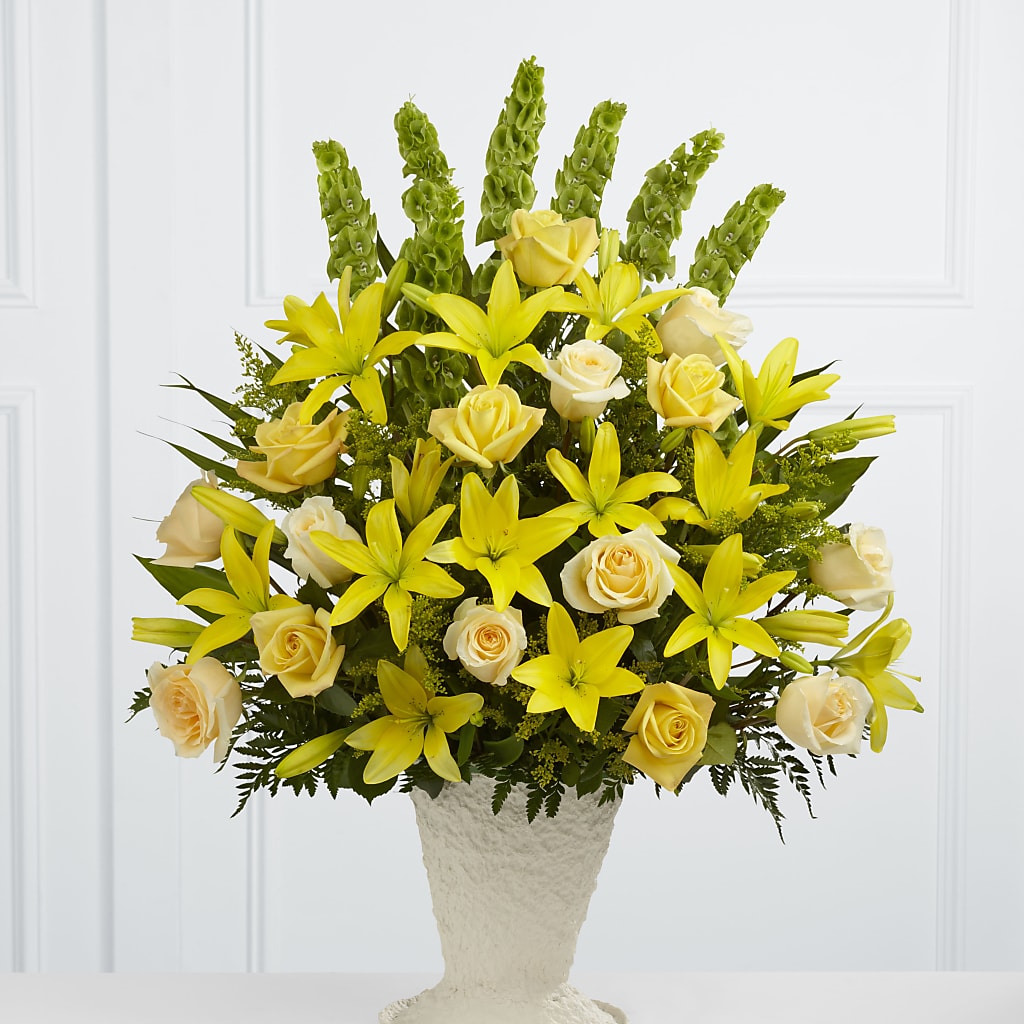 Golden Memories Arrangement – Militaryflorist.com, Tontitown AR