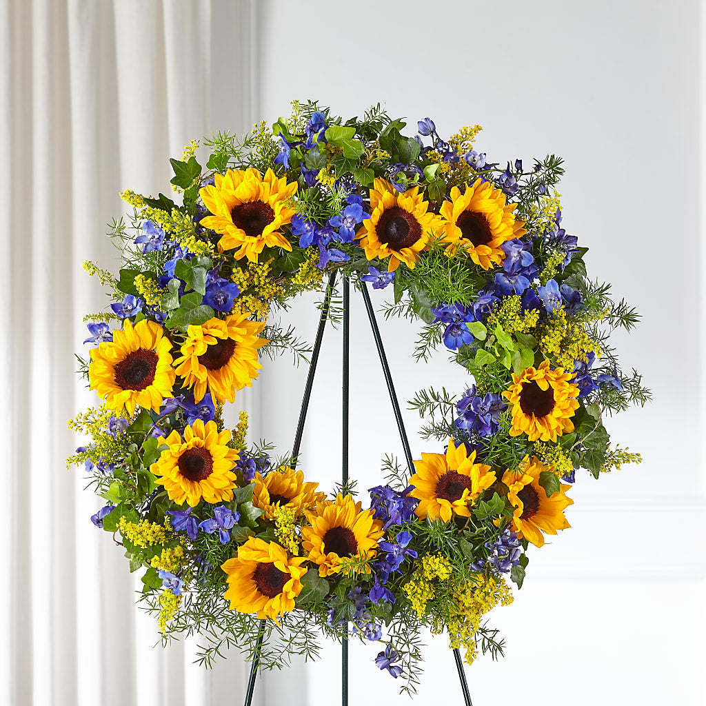 Bright Rays Wreath – Militaryflorist.com, Tontitown AR