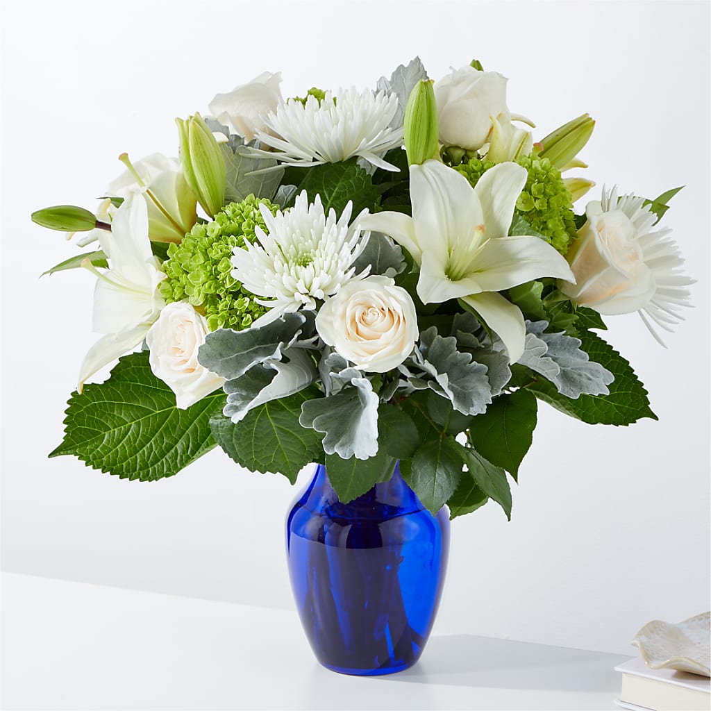 Snowy Dreams Bouquet – Militaryflorist.com, Tontitown AR