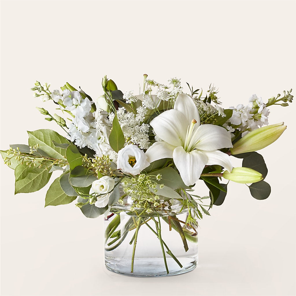 Alluring Elegance Bouquet –  Militaryflorist.com, Tontitown AR