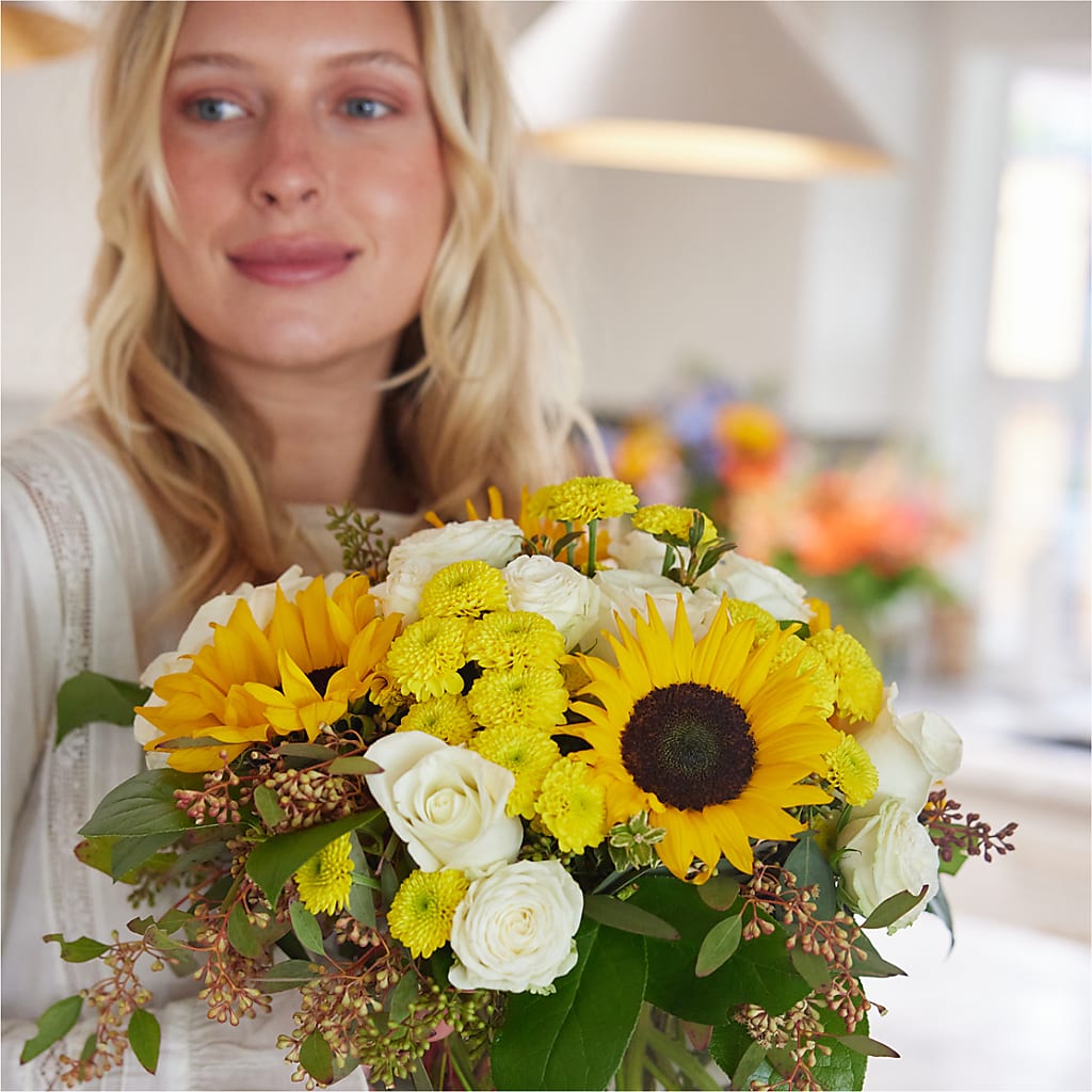 Luminous Morning Bouquet –  Militaryflorist.com, Tontitown AR