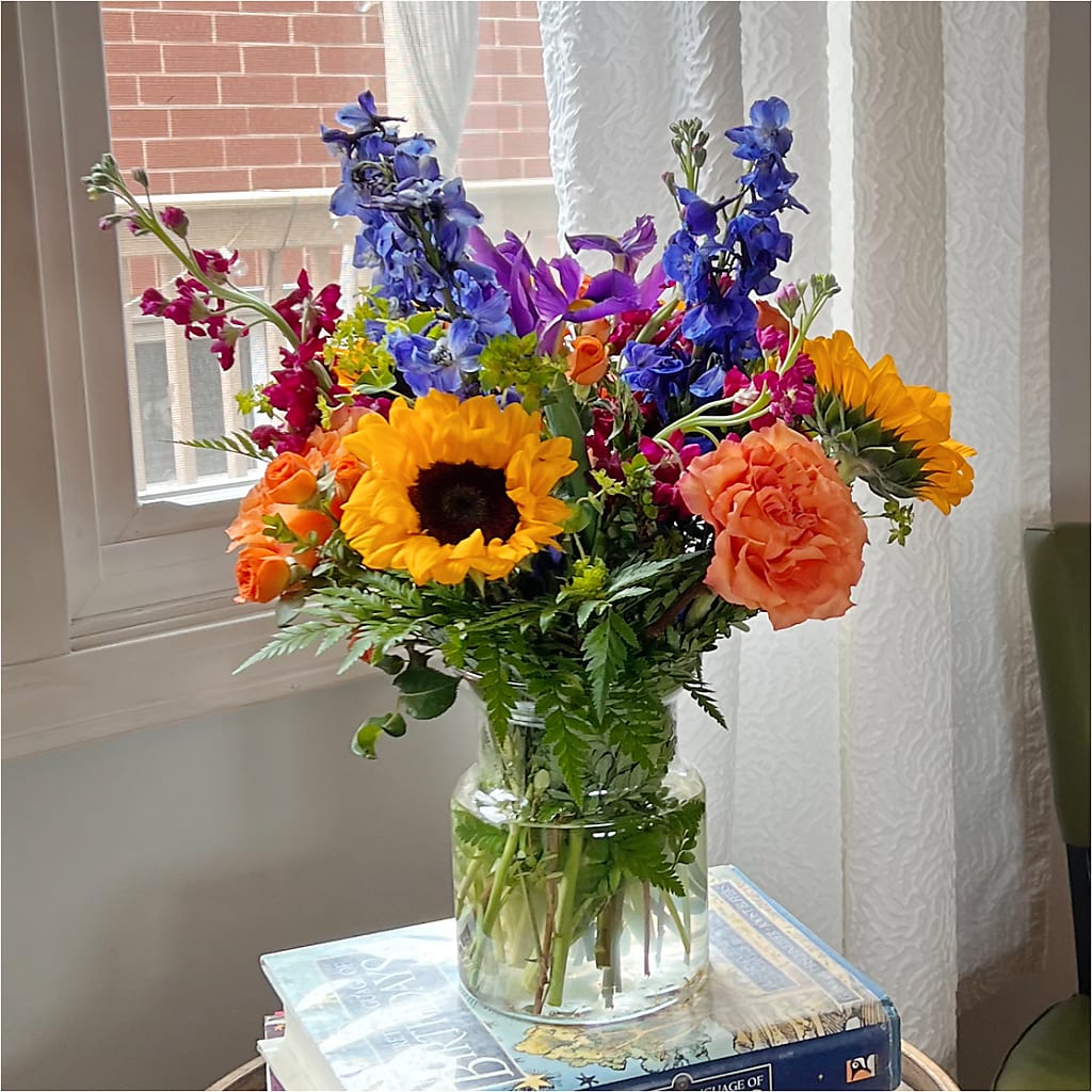 Rays of Life Bouquet –  Militaryflorist.com, Tontitown AR