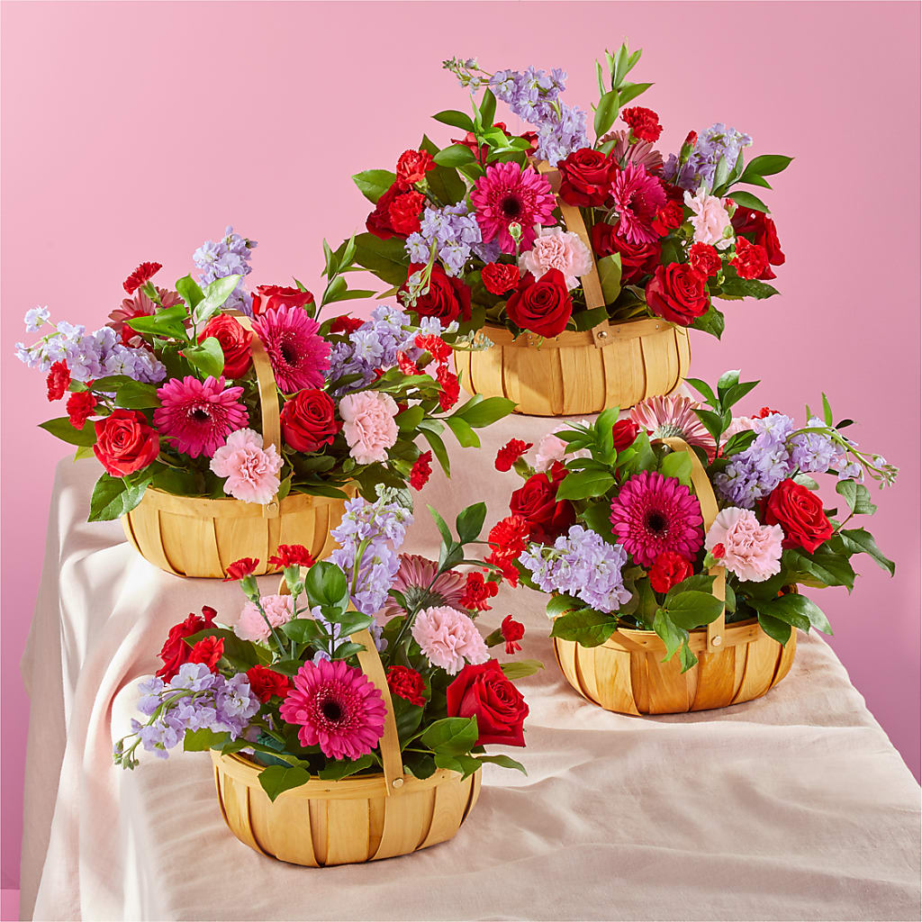 Pink Picnic Basket –  Militaryflorist.com, Tontitown AR