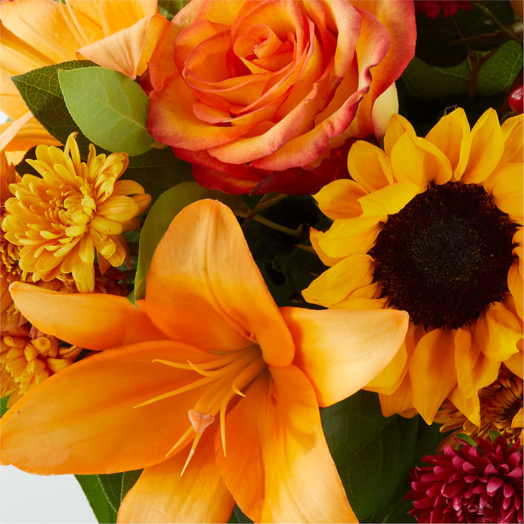Grateful Centerpiece –  Militaryflorist.com, Tontitown AR