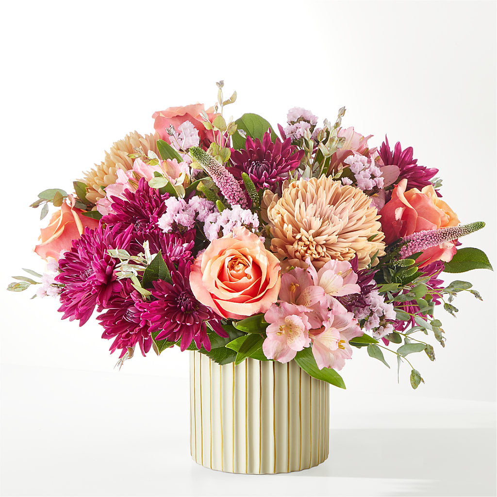 Berry Cobbler Bouquet with Ivory Vase –  Militaryflorist.com, Tontitown AR