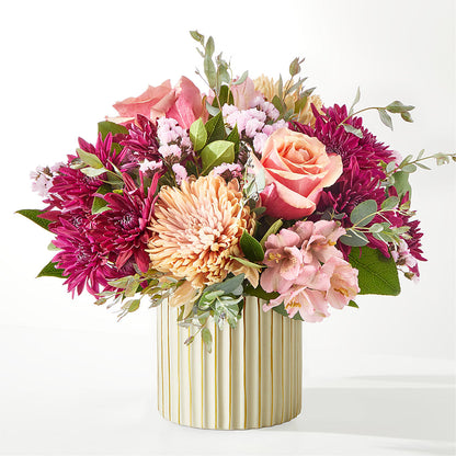 Berry Cobbler Bouquet with Ivory Vase –  Militaryflorist.com, Tontitown AR