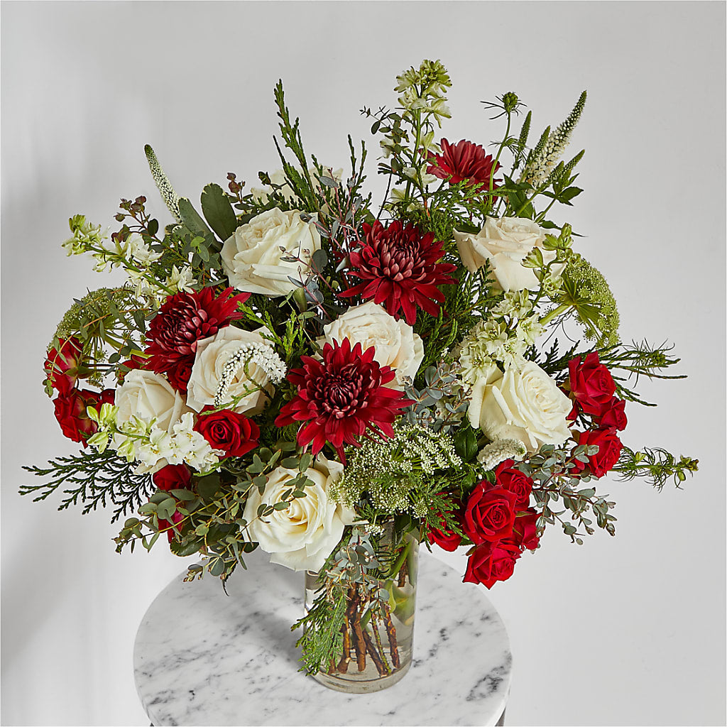 Favorite Traditions Bouquet –  Militaryflorist.com, Tontitown AR